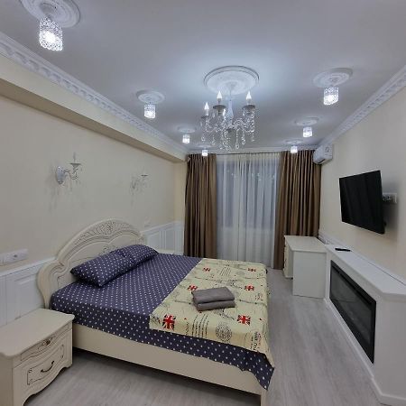 Business Class Apartments In The City Center Кишинёв Экстерьер фото