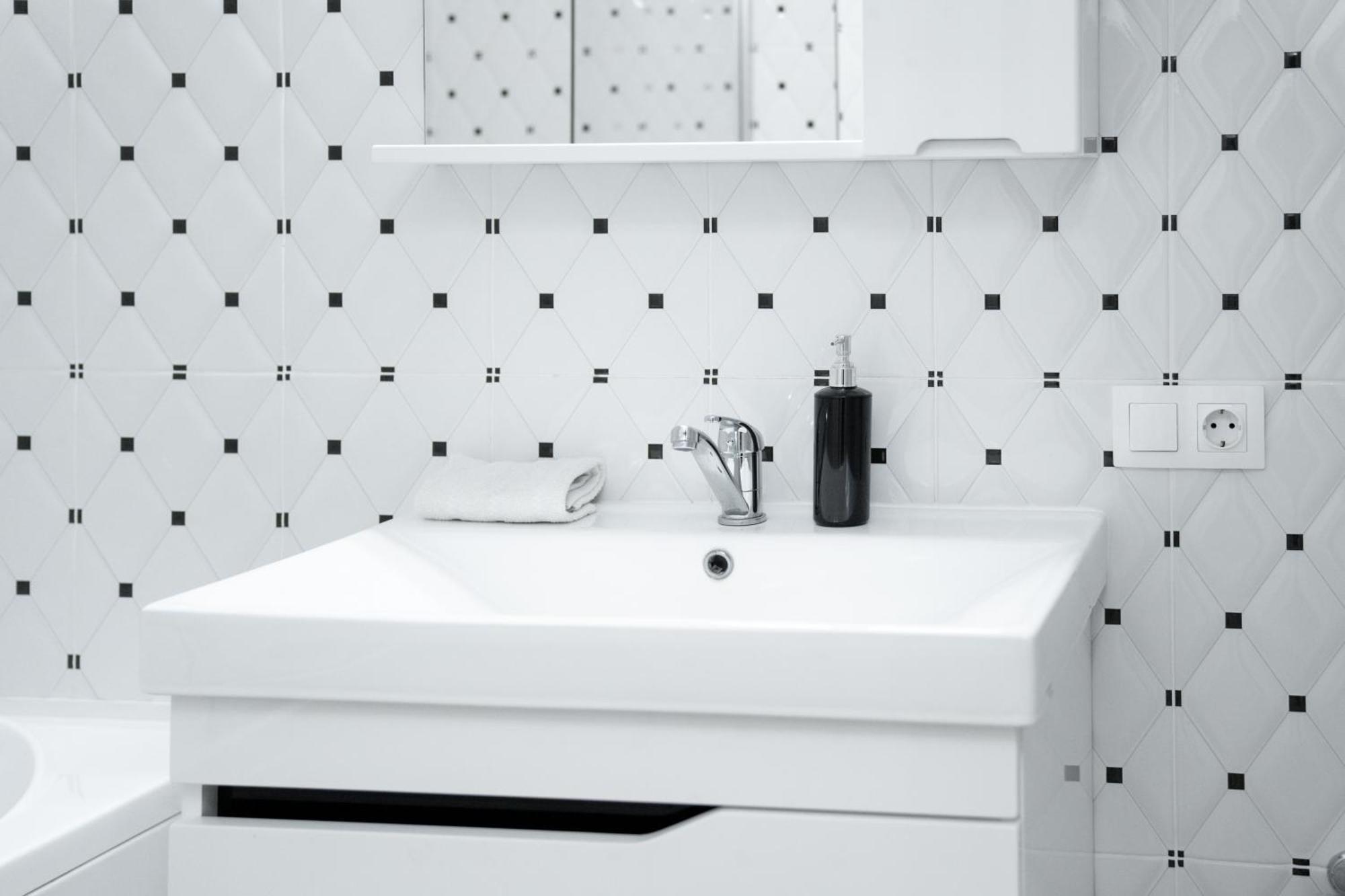 Business Class Apartments In The City Center Кишинёв Экстерьер фото