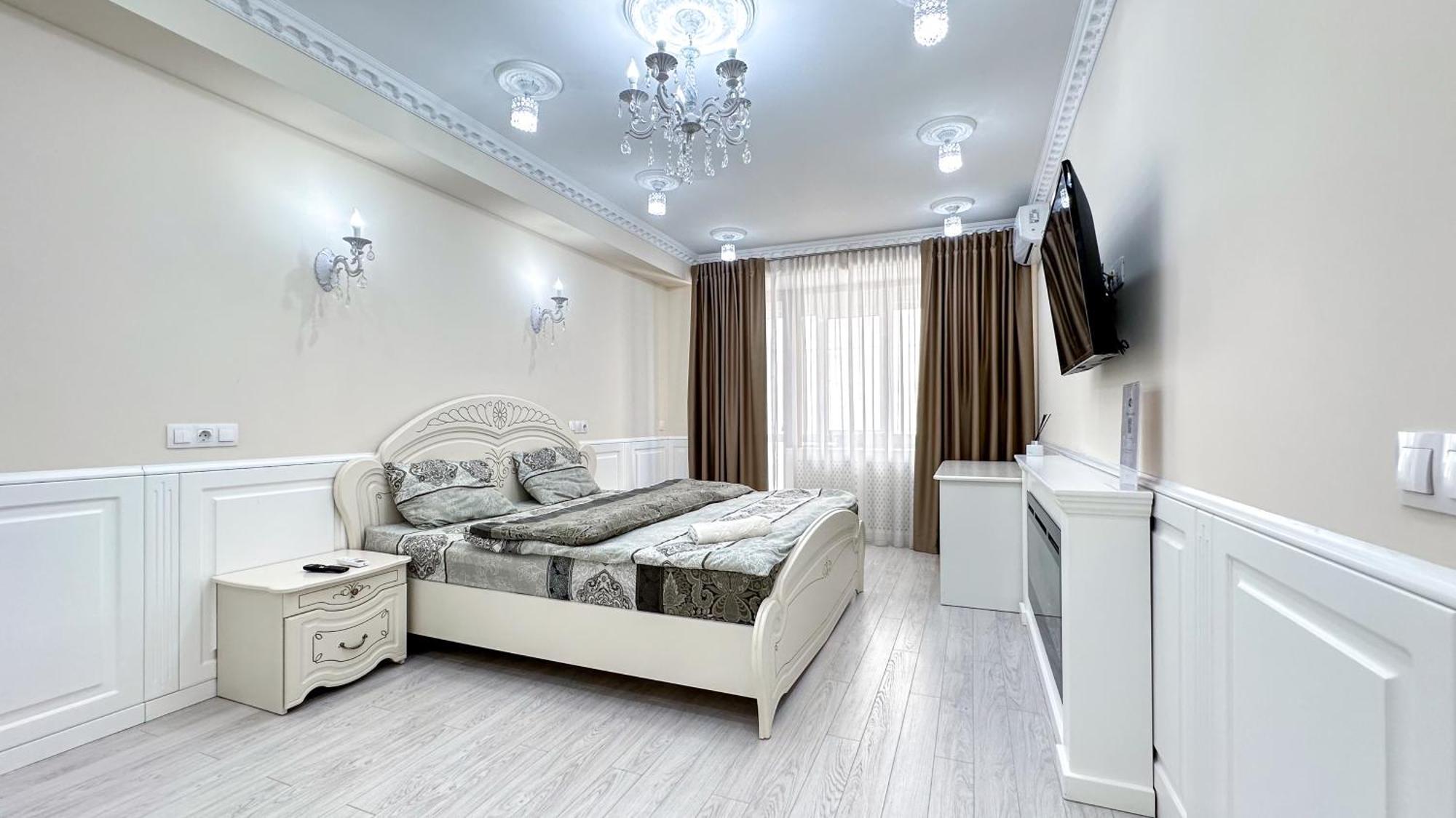 Business Class Apartments In The City Center Кишинёв Экстерьер фото