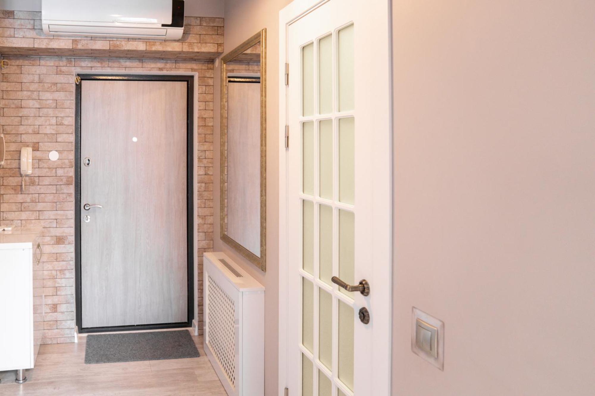 Business Class Apartments In The City Center Кишинёв Экстерьер фото